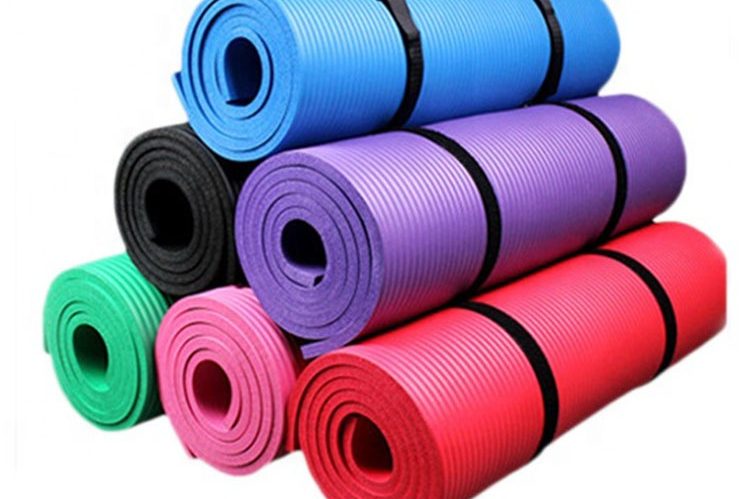 Non-slip nbr yoga mat with carrying strap (3)