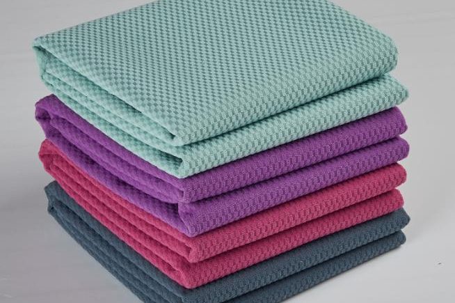 Pineapple grid yoga towel (1)