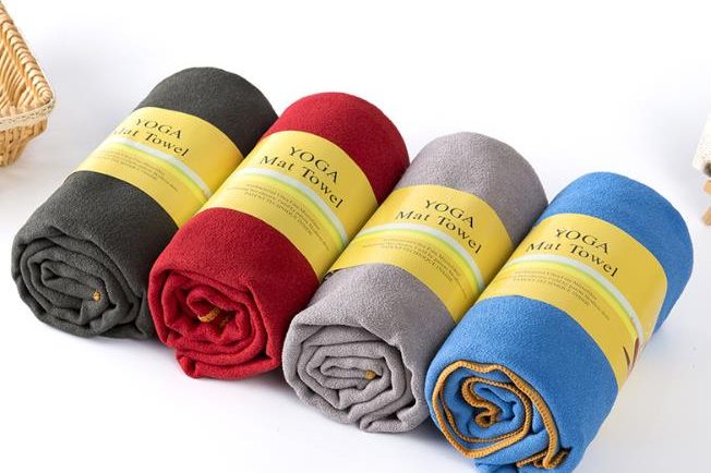 Plain yoga towel (1)