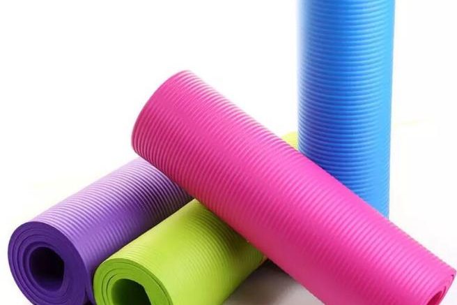 Soft and thick yoga mat (4)