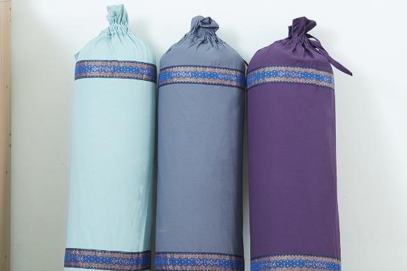 Pattern printed yoga bolster (1)